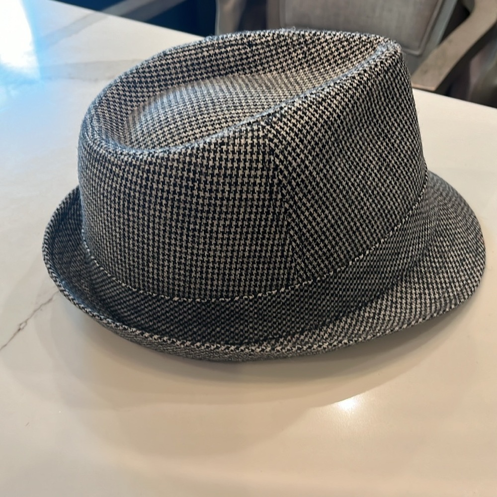 Men’s Van Heusen Fedora Black and Gray Tweed. Has headband. Like new. ML-MG - Picture 5 of 11